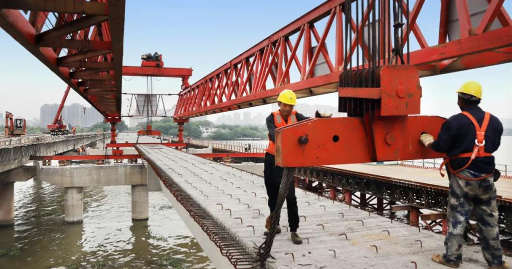 龙潭大桥改(扩)建项目